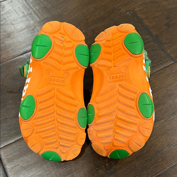 CROCS  Carrots kids size 9 - Picture 5 of 11